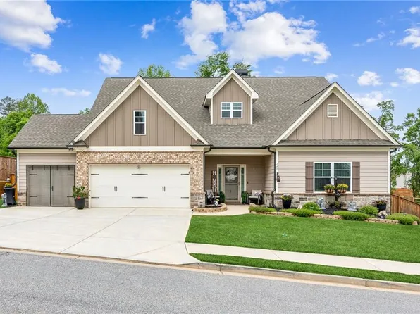 240 Parkers Pl, Hoschton, GA 30548