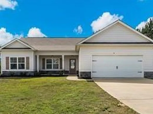 25 Belmont Dr, Fort Mitchell, AL 36856