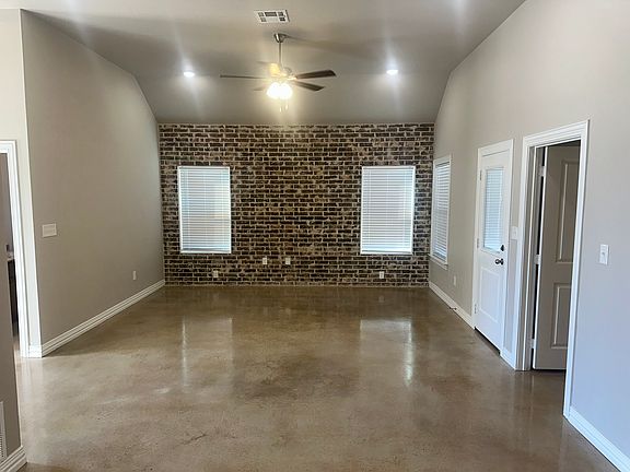 5th image of 2438 Briar Hollow Dr