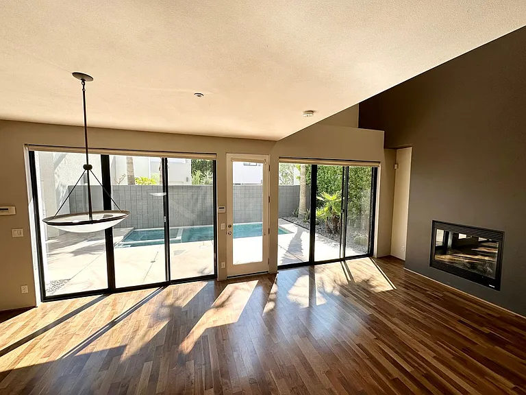 1518 E Baristo Rd — Photo 5