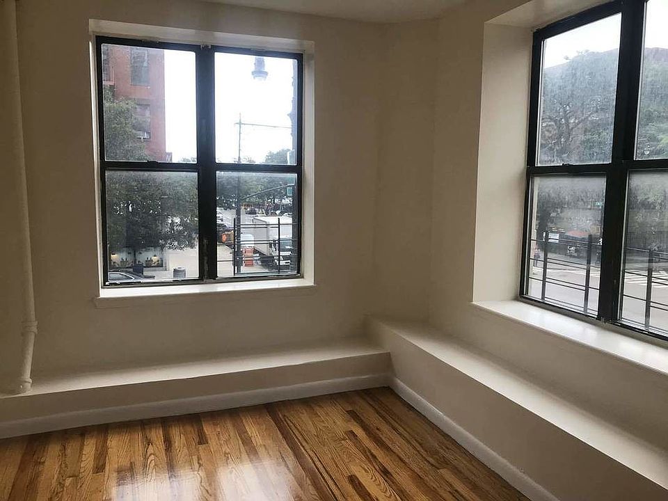 1st image of 455 E 116th St APT 4