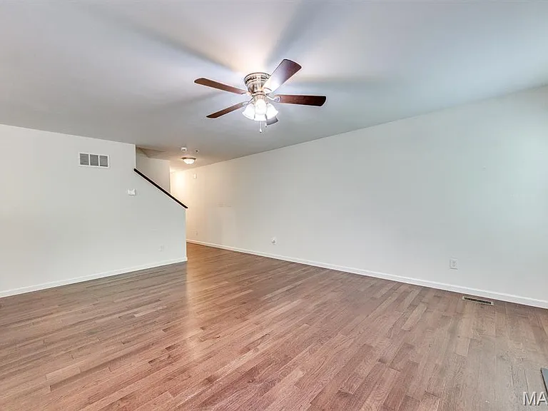 646 Fair Bluff Dr — Photo 4