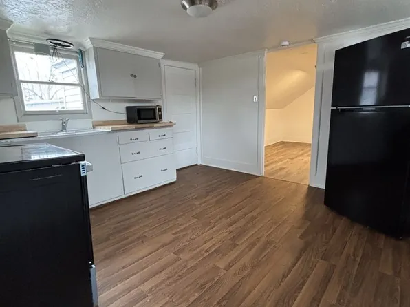 740 E 800 S - Triplex, 740 E 800 S Unit A, Salt Lake City, UT 84102