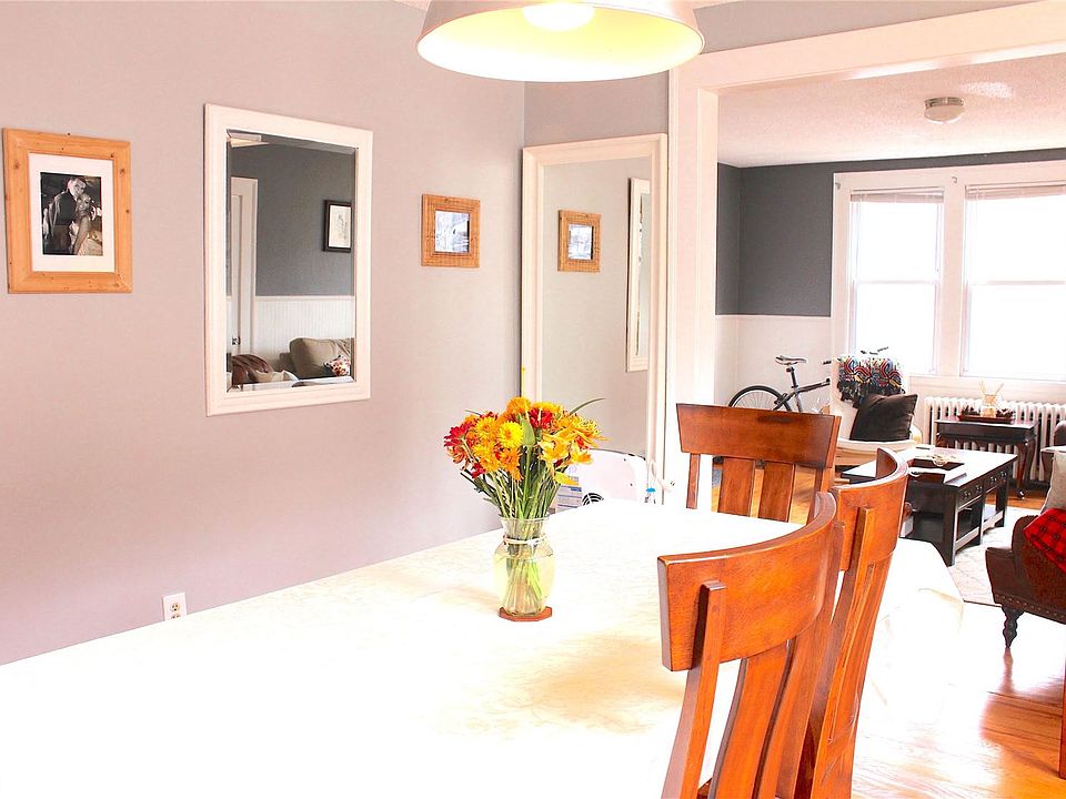 8. Dining table and mirrors