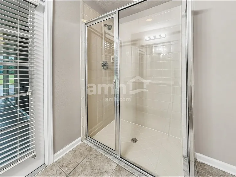 7330 Crescent Palm Dr — Photo 18