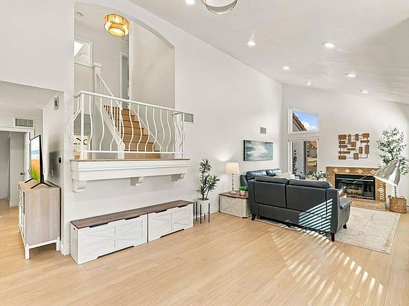 2nd image of 2343 Fair Oak Ct