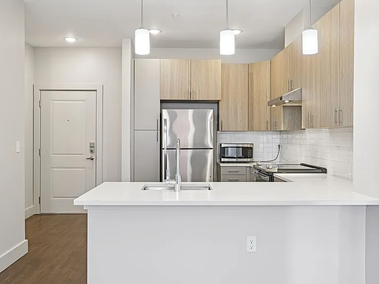 SilverLake — Photo 19