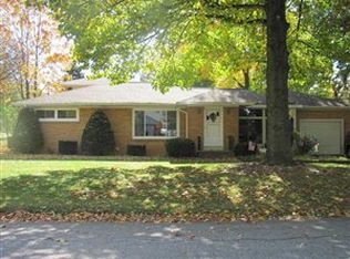 4319 Emmet Dr, Erie, PA 16511