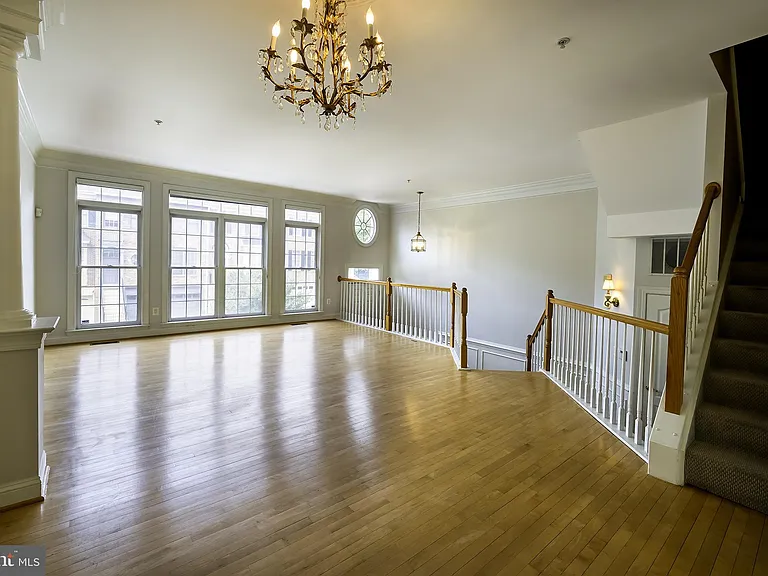 1156 Regal Oak Dr — Photo 12