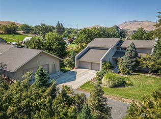 1527 Walnut Ct, Wenatchee, WA 98801