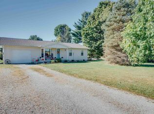 170 Boone Ln, Mitchell, IN 47446
