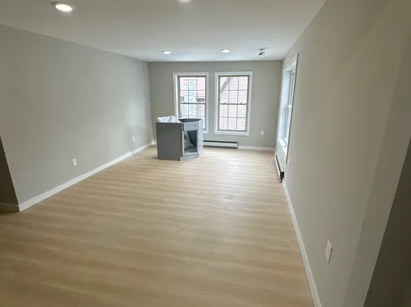 15 S Washington St APT 3, Mohawk, NY 13407