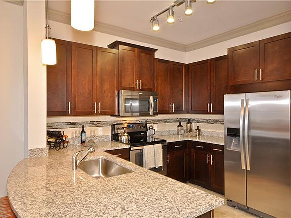 3rd image of 3695 Cumberland Blvd #1105