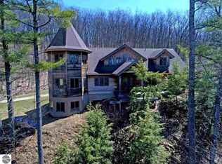 1197 S Manitou Trl, Lake Leelanau, MI 49653