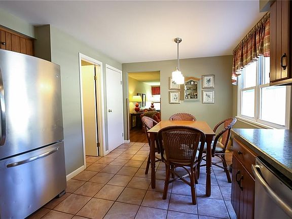 3rd image of 2205 Bear Creek Dr