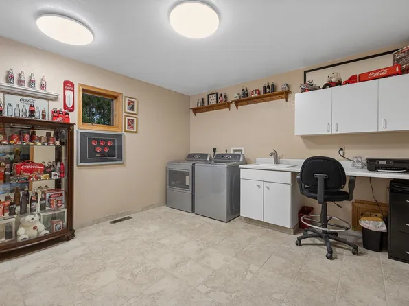 416 Lacys Ct, Hill City, SD 57745