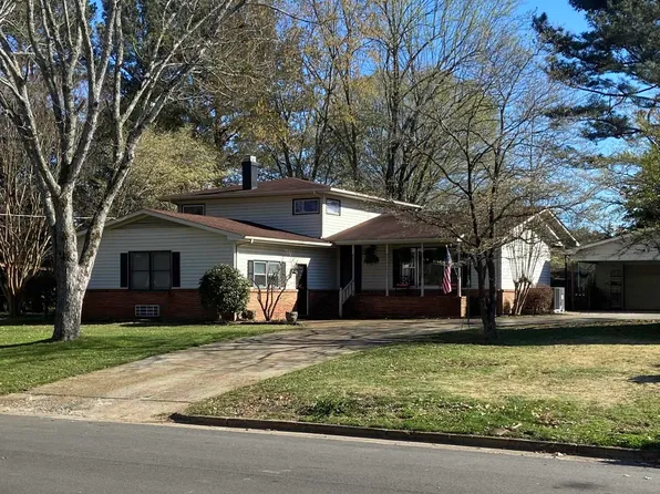 908 Cassandra Ave SE, Huntsville, AL 35802