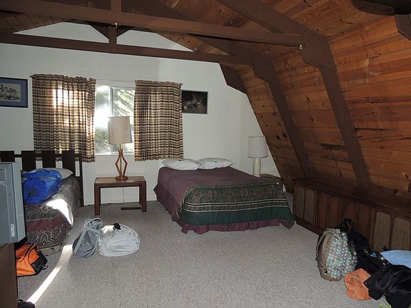 Upstairs Bedroom #2
