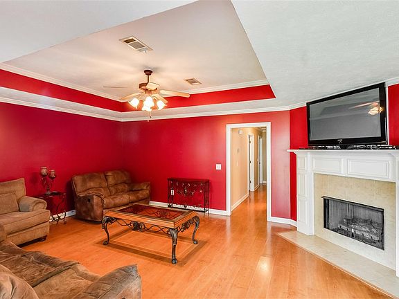4th image of 333 Willow Bay Dr