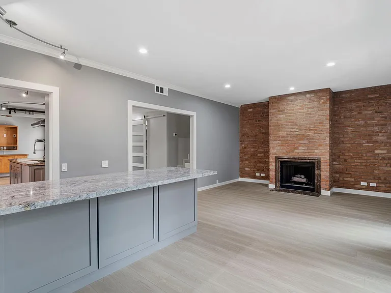 6215 Westcott St #A — Photo 22