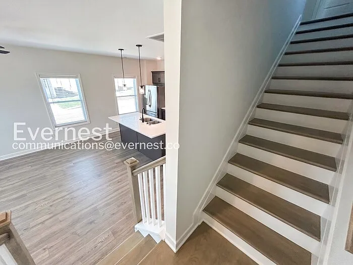 1741 Fenway Loop — Photo 6