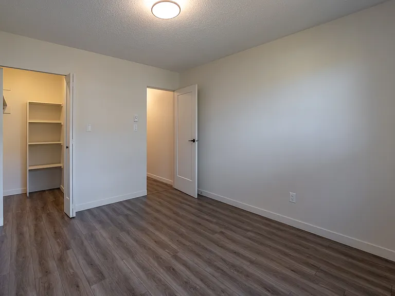 973 Forestbrook Dr #106 — Photo 14