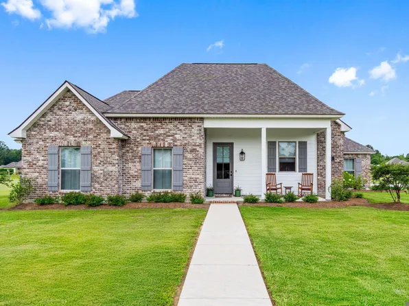 31921 Redrick Dr, Walker, LA 70785