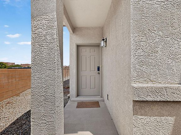 5th image of 8944 Mission Ridge Dr NW