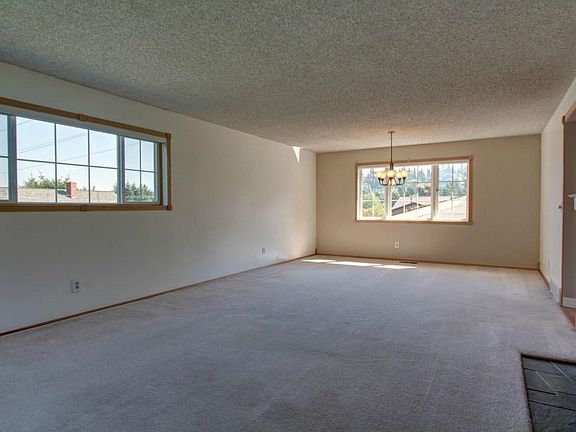 3rd image of 4206 123rd Ave SE