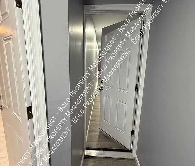 17 S 9th St #6 — Photo 6