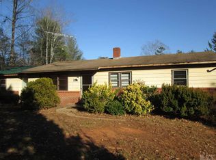 2884 Willis Rd, Lenoir, NC 28645