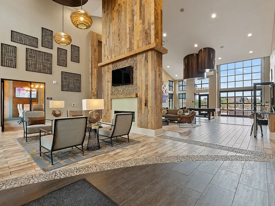 Complimentary cable & Wi-Fi available in amenity areas