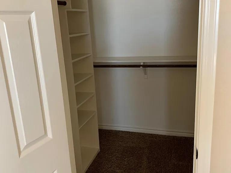 54 Ivy Ct — Photo 13