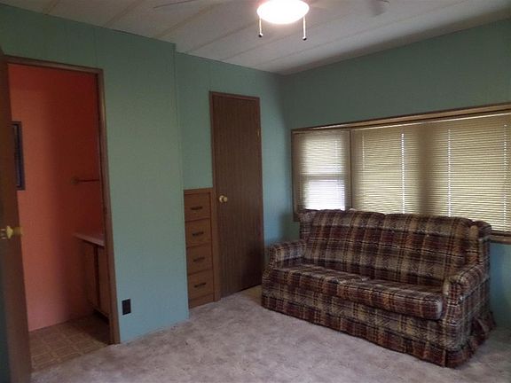 3rd image of 6424 W Fairlane Dr