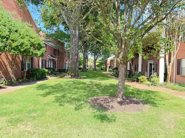 5718 Quince Rd APT 13, Memphis, TN 38119