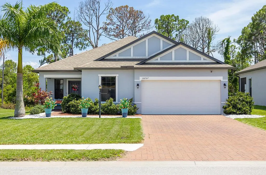 15257 Mille Fiore Boulevard - 1 — Photo 1