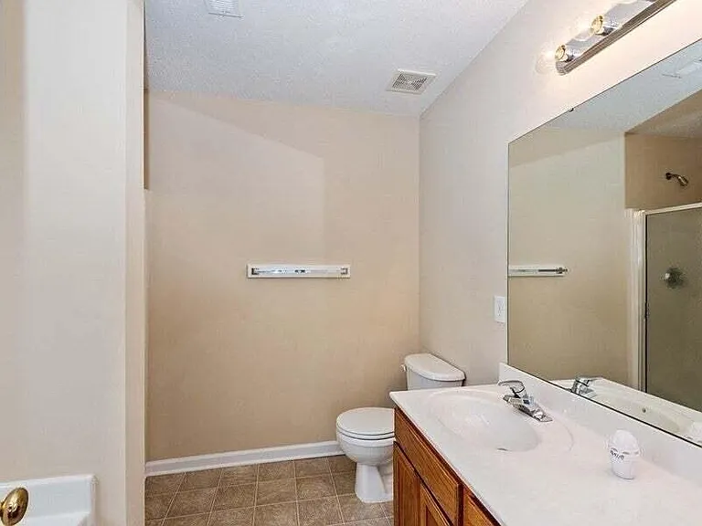 2101 Great Bend Dr — Photo 15