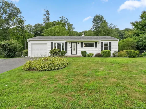 51 Mist Hill Drive, Brookfield, CT 06804