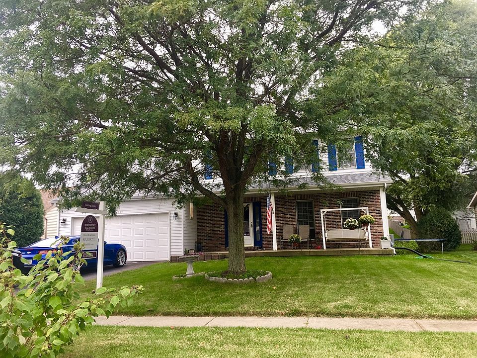 Covered front porch.