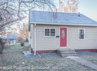 2907 Maple St, Des Moines, IA 50317