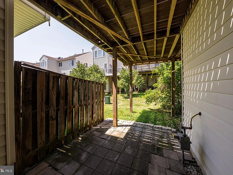 25332 Whippoorwill Ter — Photo 53