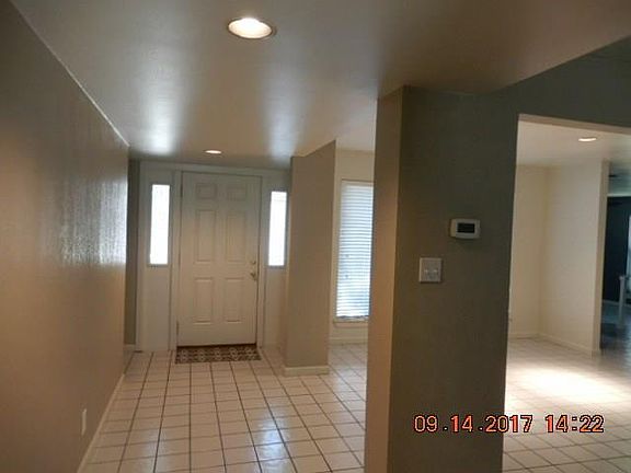 2nd image of 1701 Russwood Dr