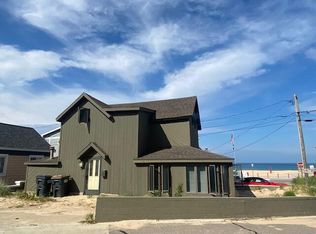 63 Kalamazoo Ave, South Haven, MI 49090