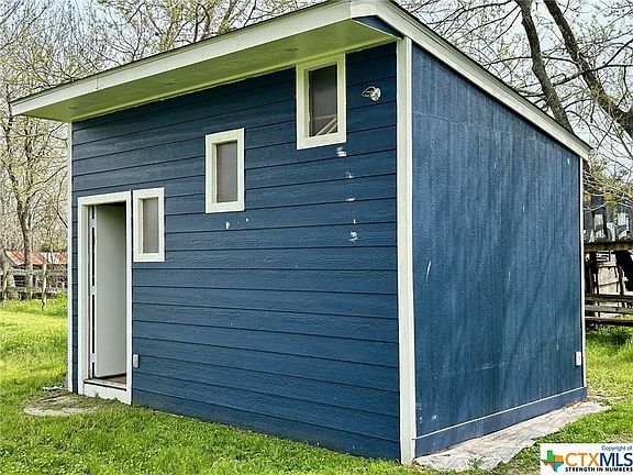 5th image of 509 Stafford St