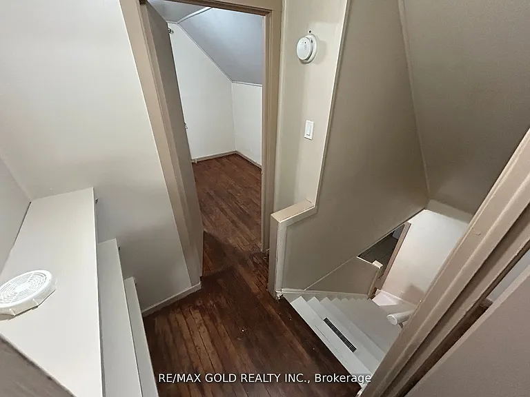 1315 Partington Ave — Photo 8