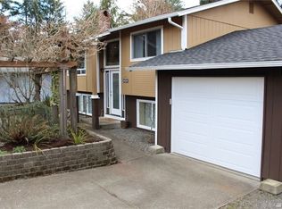 5717 37th Ct SE, Lacey, WA 98503