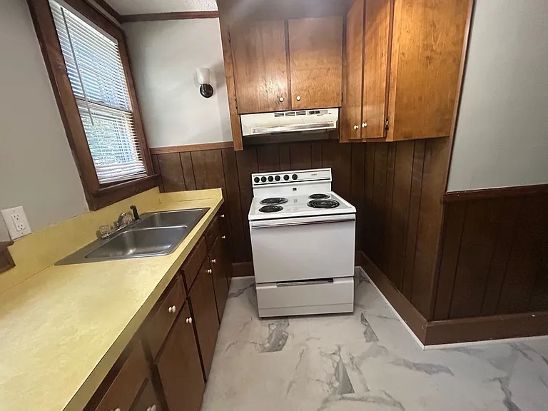 712 Brandon Ave — Photo 11