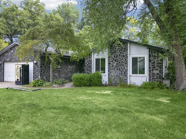 2907 Woodmere Ln, Goshen, IN 46528