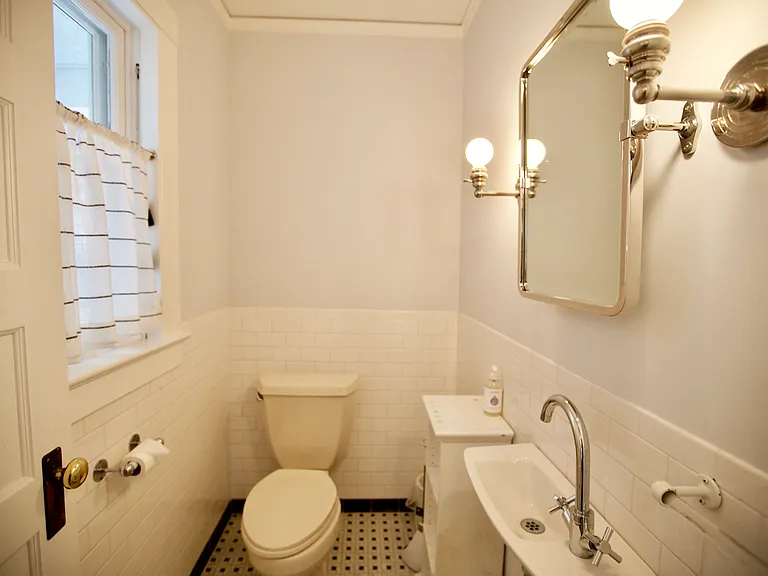 151 N Ferry Rd — Photo 10
