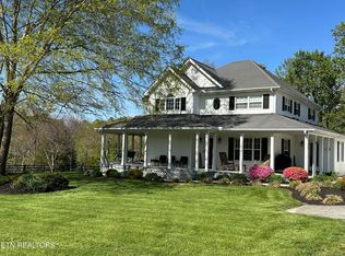 133 Coolidge Rd, La Follette, TN 37766